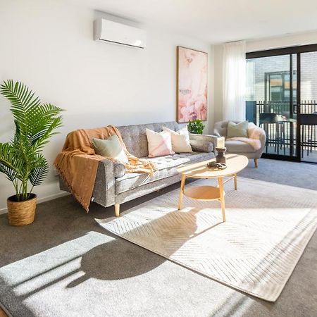 כרייסטצ'רץ' Cozy 3 Bedroom Near Hagley Park W/Garage מראה חיצוני תמונה